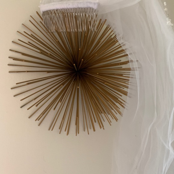 Tulle Veil - Picture 6 of 7